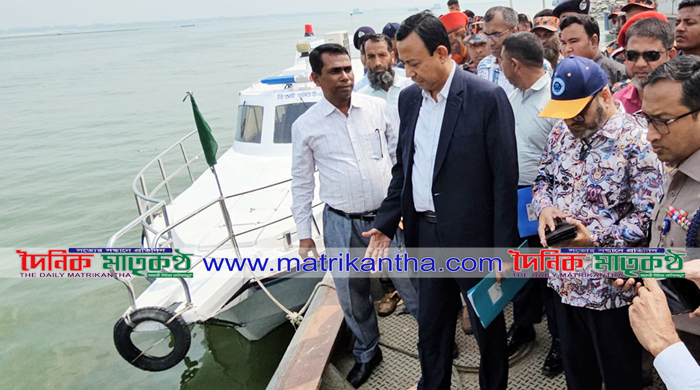 বাস ডুবি ঘটনাস্থল পরিদর্শনে নৌ পরিবহন মন্ত্রণালয়ের তদন্ত টিম